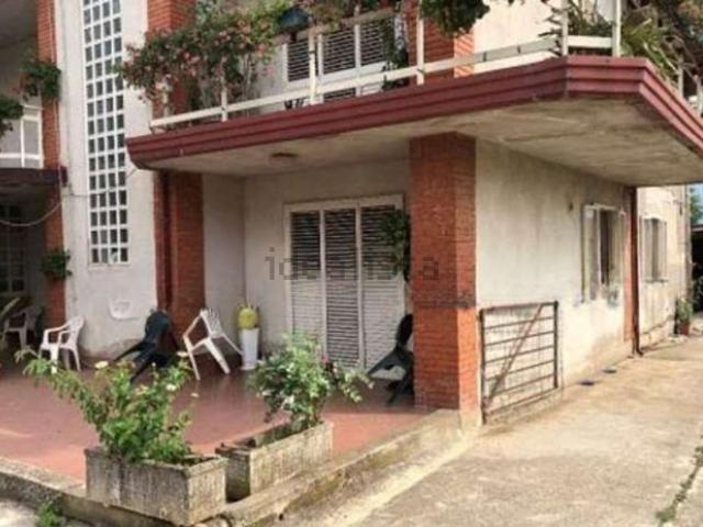 Appartamento in vendita di 130 m² in Strada Nazionale Sannitica, 126