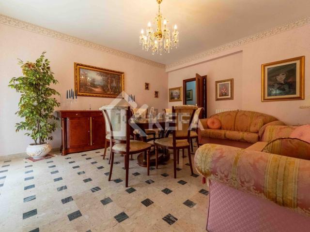 Appartamento in vendita di 131 m² in Via Svizzera