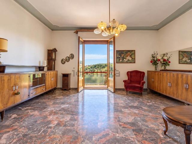 Appartamento in vendita di 131 m²