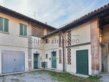 Appartamento in vendita di 131 m² in Via Comasina