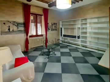 Appartamento in vendita di 131 m² in Via Cosimo Ridolfi