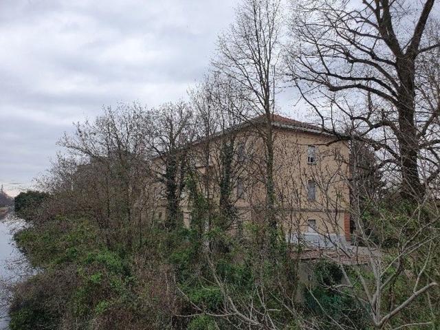 Appartamento in vendita di 131 m² in Via Centrale Termica