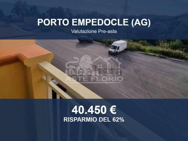 Appartamento in vendita di 131 m² in Via Antonino Cassarà