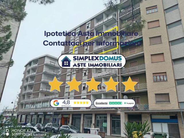 Appartamento in vendita di 131 m² in Via Giuseppe Garibaldi