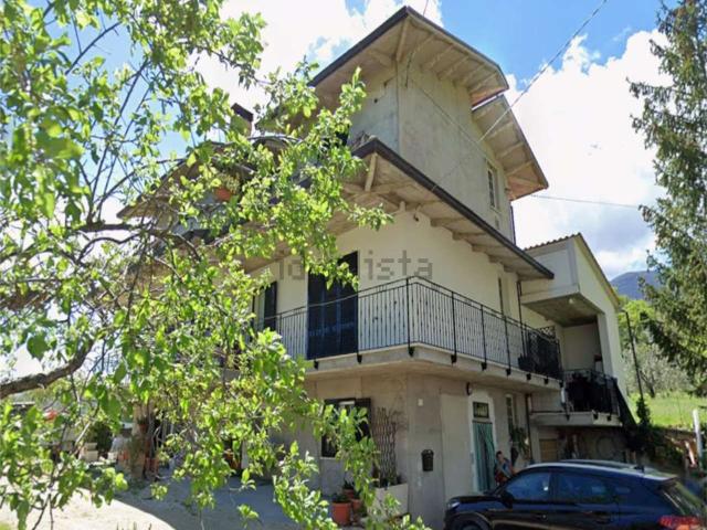 Appartamento in vendita di 131 m² in Via Giuseppe Mazzini, 1