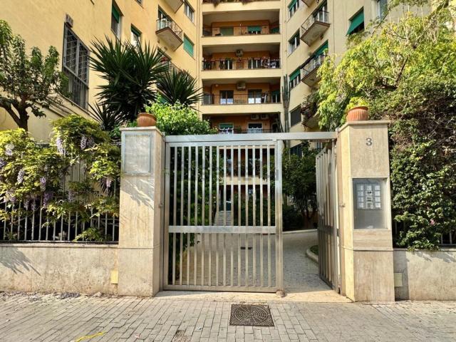 Appartamento in vendita di 131 m² in Via Gioacchino Rossini, 3