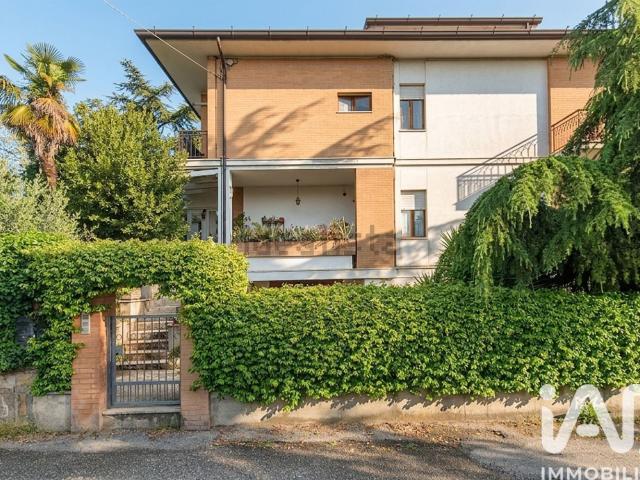Appartamento in vendita di 131 m² in Via Giovanni Pascoli, 1