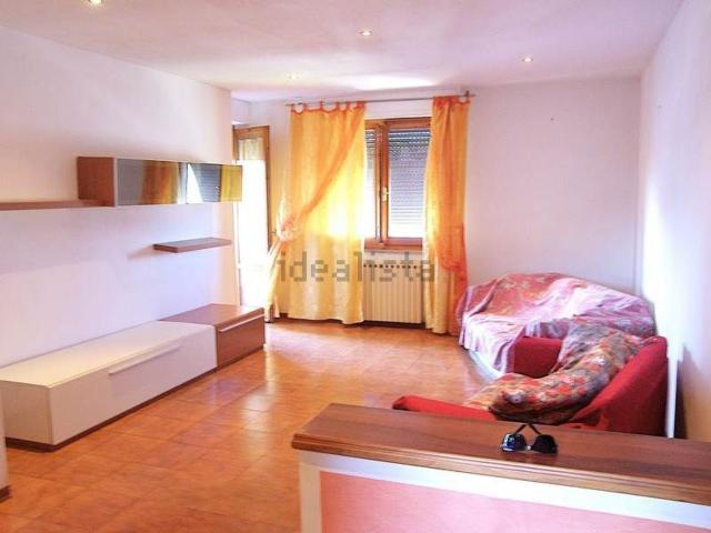 Appartamento in vendita di 131 m² in Via degli Etruschi
