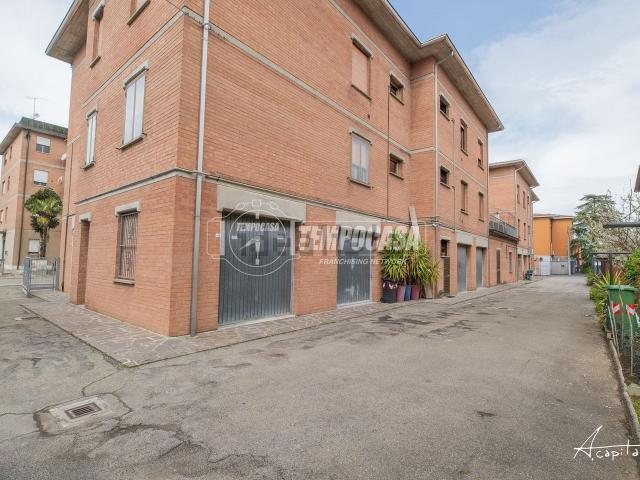 Appartamento in vendita di 131 m² in Via L. Caiumi