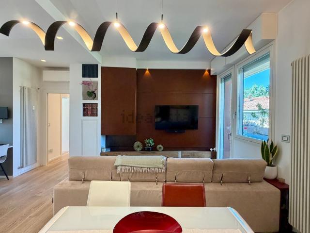 Appartamento in vendita di 131 m² in Via L. Galvani, 64