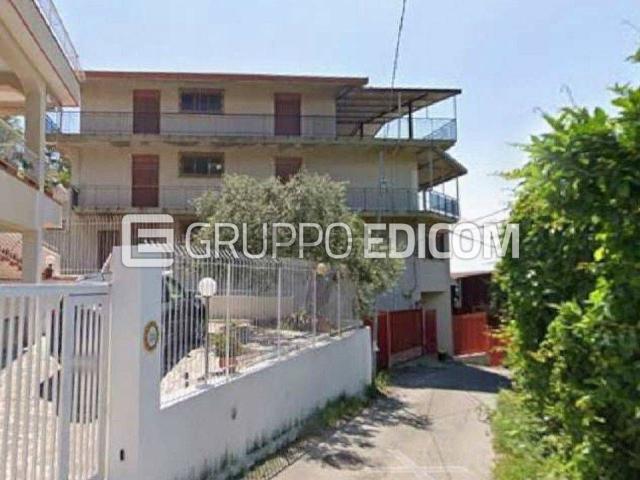 Appartamento in vendita di 131 m² in Via La Legname