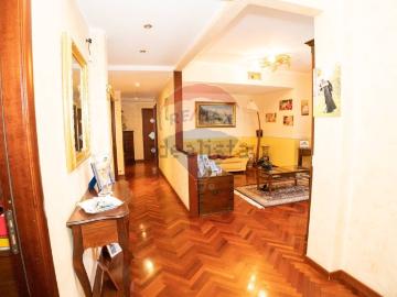 Appartamento in vendita di 131 m² in Via Lenin, 60