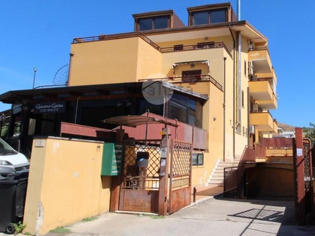 Appartamento in vendita di 131 m² in Via Luciani, 1