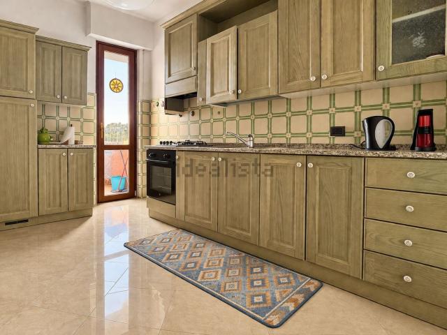 Appartamento in vendita di 131 m² in Via Pesciatina, 43