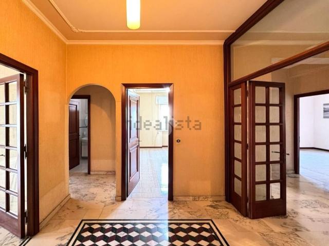 Appartamento in vendita di 131 m² in Via Piagge Marine, 255