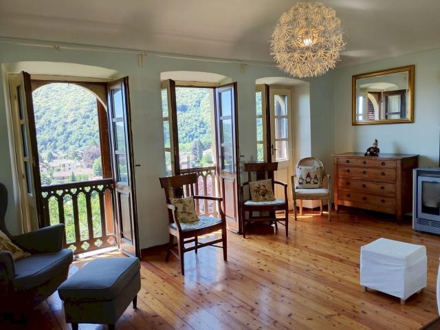 Appartamento in vendita di 131 m² in Via Ravadera, 4