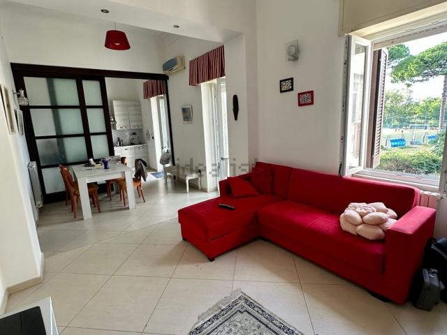 Appartamento in vendita di 131 m² in Via Raffaele Marfella, 10