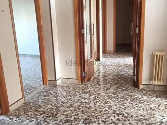 Appartamento in vendita di 131 m² in Via Tenente Lilly Bennardo, 7