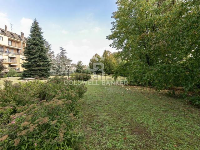 Appartamento in vendita di 131 m² in Via Vizzolone di Sopra, 5