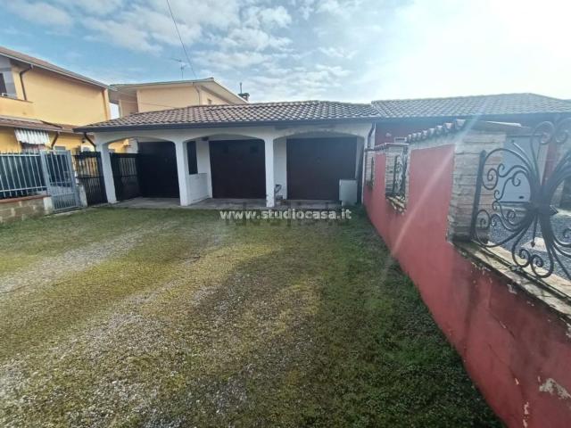 Appartamento in vendita di 131 m² in Via XXV Aprile