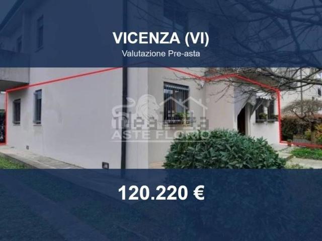 Appartamento in vendita di 131 m² in Viale Sant&apos  Agostino, 383