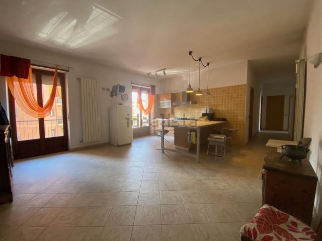 Appartamento in vendita di 131 m² in Corso Bagni, 81