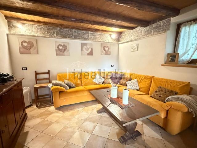 Appartamento in vendita di 131 m² in Salita Venal, 23