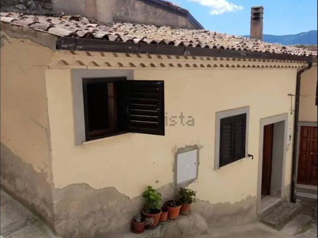 Appartamento in vendita di 132 m² in Via Colombo