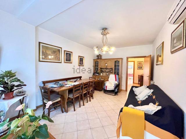 Appartamento in vendita di 132 m² in Via Caduti Senza Croce