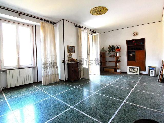 Appartamento in vendita di 132 m² in Via Cairoli