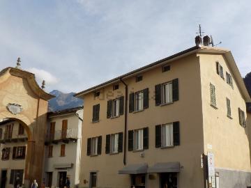 Appartamento in vendita di 132 m² in Via Carlo Pedretti, 47
