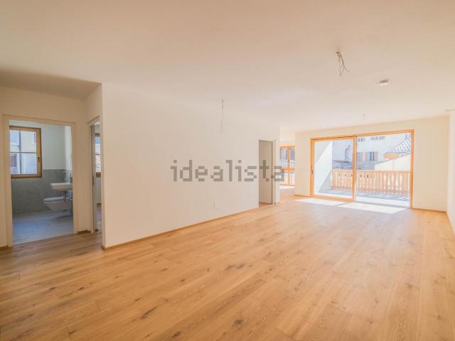 Appartamento in vendita di 132 m² in Via Castel D&apos Enna