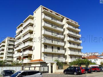 Appartamento in vendita di 132 m² in Via Celestino V, 10
