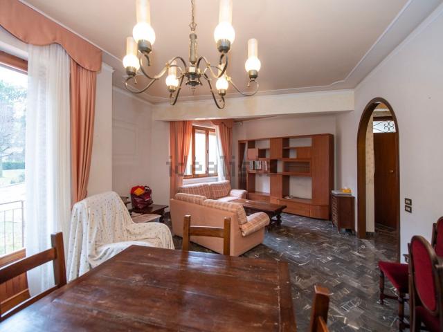 Appartamento in vendita di 132 m² in Via Celso Cittadini