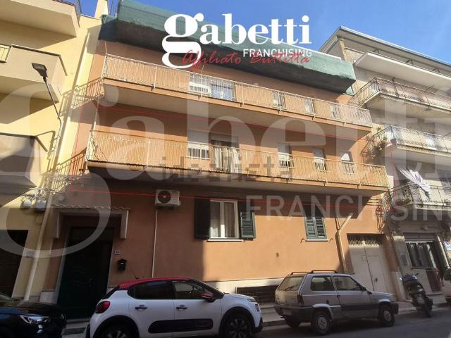 Appartamento in vendita di 132 m² in Via Amalfi, 10