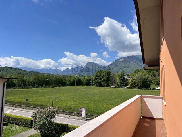 Appartamento in vendita di 132 m² in Via Andrea Alpago, 56