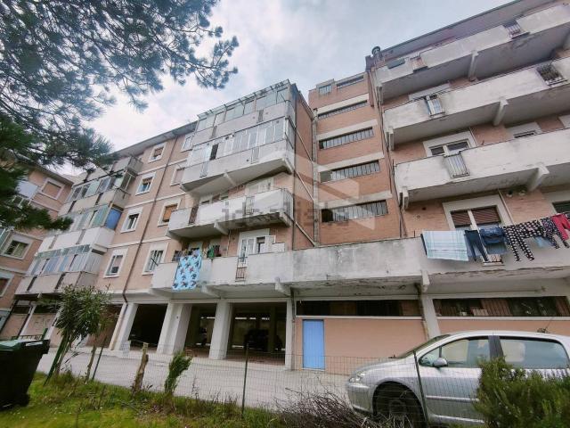 Appartamento in vendita di 132 m² in Via Alcide de Gasperi, 5