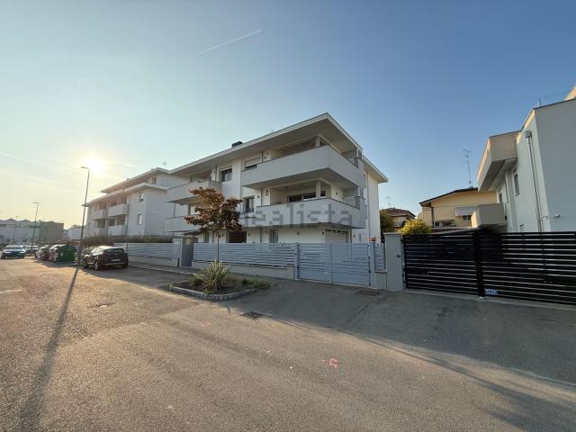 Appartamento in vendita di 132 m² in Via Aurora Fornaciari, 10