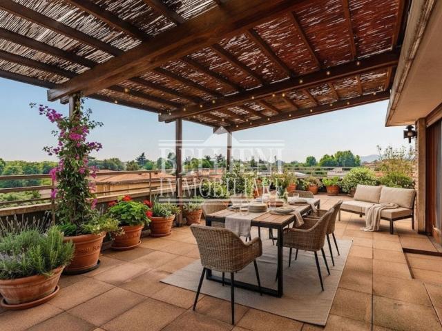 Appartamento in vendita di 132 m² in Via Battista da Vicenza