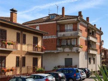 Appartamento in vendita di 132 m² in Via Genova, 8
