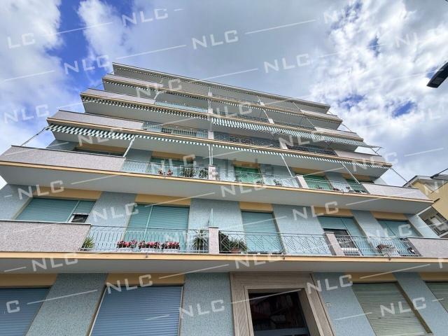 Appartamento in vendita di 132 m² in Via Giacomo Matteotti