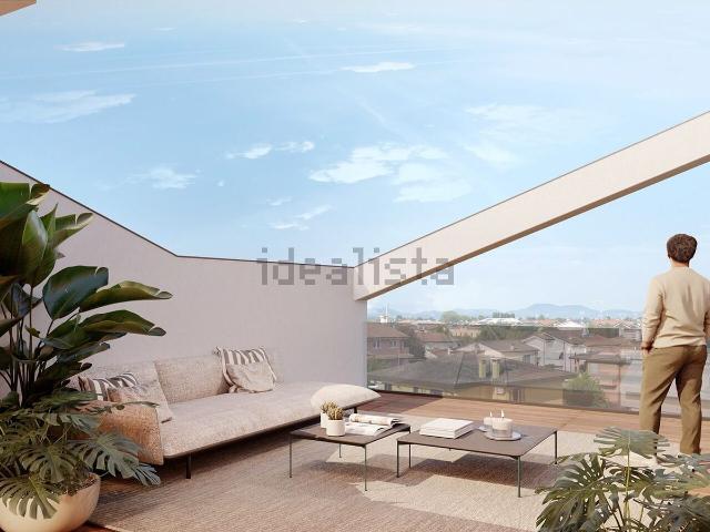 Appartamento in vendita di 132 m² in Via Giosuè Carducci