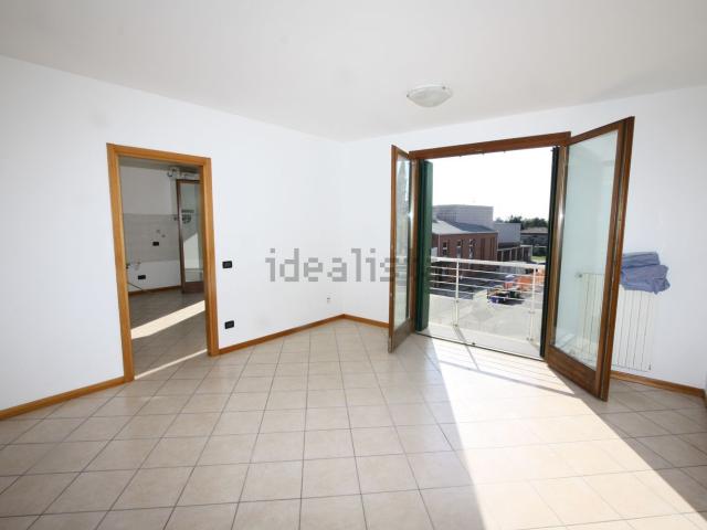 Appartamento in vendita di 132 m² in Via Giovanni Falcone, 3