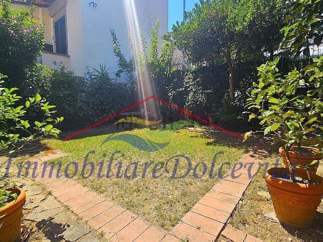 Appartamento in vendita di 132 m² in Via dei Bruni, 9