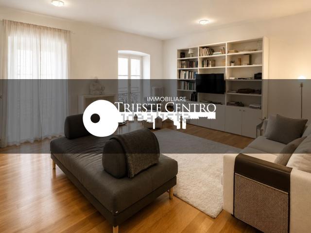 Appartamento in vendita di 132 m² in Via del Teatro, 4