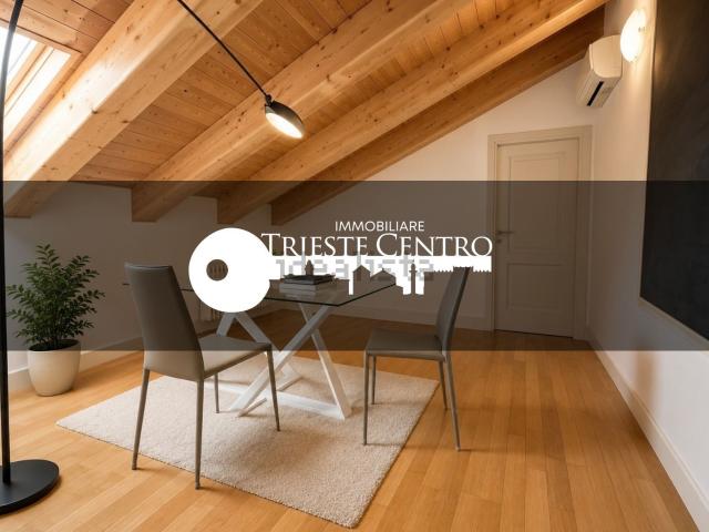 Appartamento in vendita di 132 m² in Via del Teatro, 4