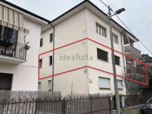 Appartamento in vendita di 132 m² in Via dell&apos Abbazia, 22