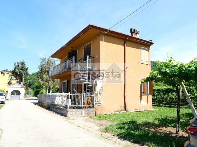 Appartamento in vendita di 132 m² in Via Fitto, 2