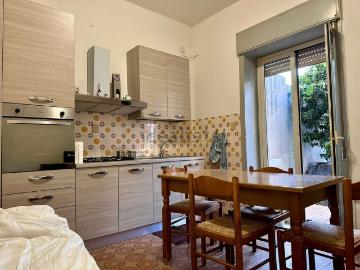 Appartamento in vendita di 132 m² in Via Francesco Lo Sardo