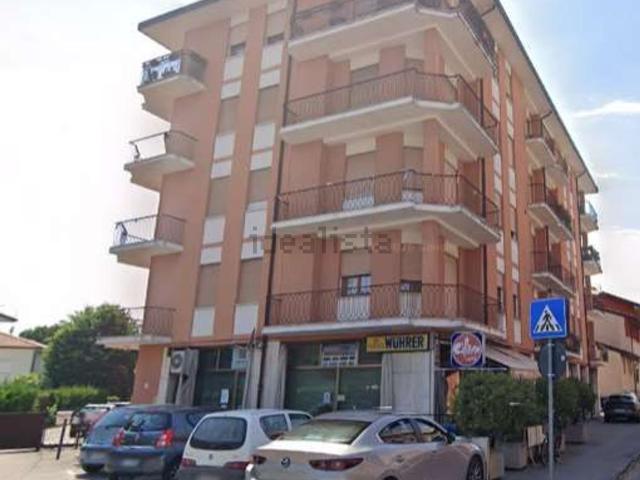 Appartamento in vendita di 132 m² in Via Monte Grappa, 15